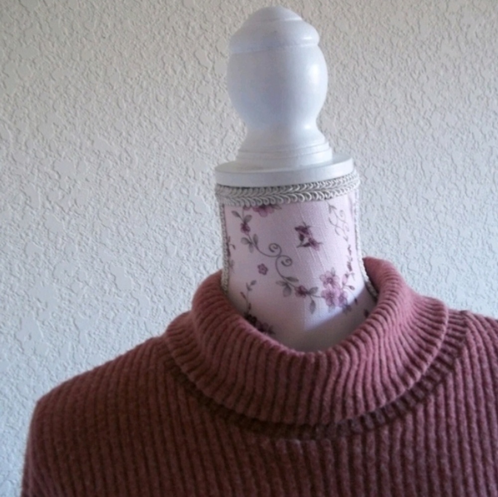 Forever 21 Plus 2X Pink Ribbee Turtleneck Sweater - Picture 3 of 8